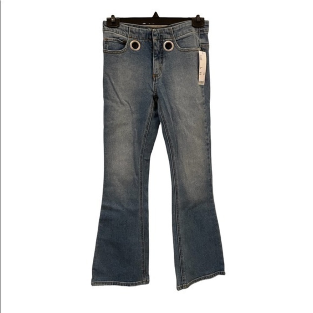 NWT Urban Outfitters BDG Punch Hole Flare Y2K Denim - dead stock $69

Size 25